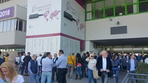 VINITALY, NUBI BREXIT SULL’EXPORT ITALIANO: SVALUTAZIONE STERLINA, RISCHIO DAZI E DEREGULATION
