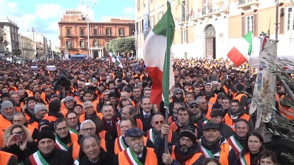 AGRINSIEME: VERRASCINA, SCANAVINO, GIANSANTI E MERCURI, DOMANI SCENDEREMO IN PIAZZA AL FIANCO DEGLI AGRICOLTORI PUGLIESI