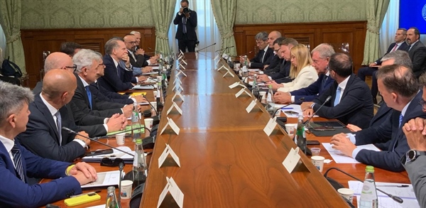TAVOLO PALAZZO CHIGI, DREI (CONFCOOPERATIVE): “APPROCCIO DI SISTEMA E TOTALE COESIONE IN UNA RIUNIONE CHE SEGNA UN SALTO DI QUALITÀ PER IL NOSTRO PAESE”