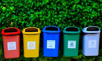 Manovra, «Sui rifiuti un importante risultato che abbatte...