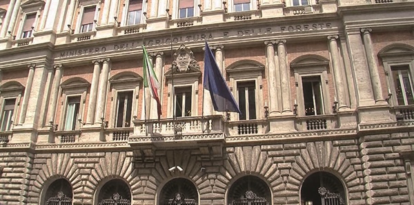 Carburanti: Alleanza delle Cooperative; welfare, flessibilità e risorse per traghettare la pesca... 